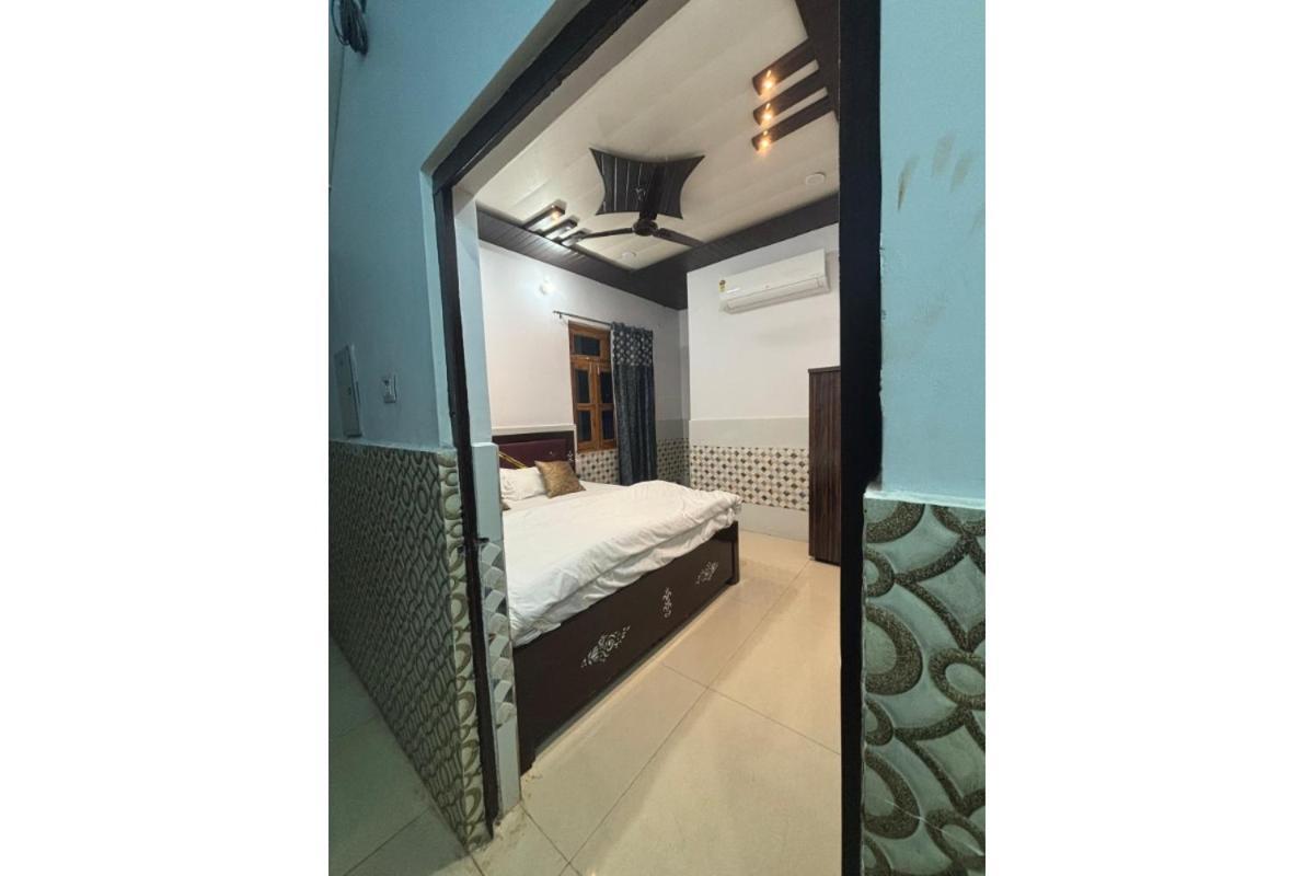 Rudra Inn Ayodhya Exterior foto